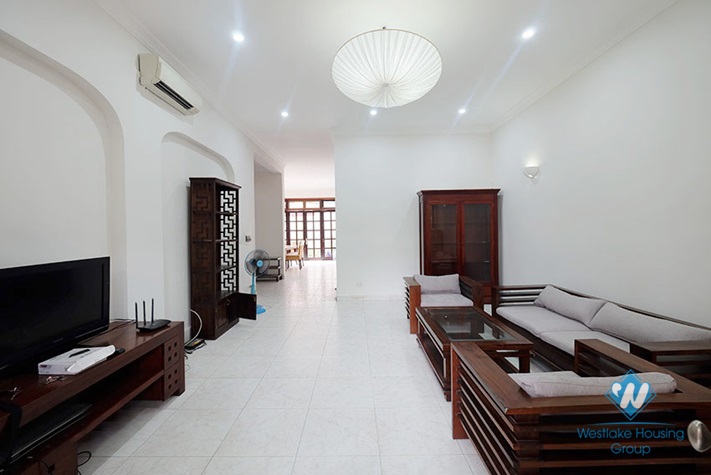 Bright 3-storey 180sqm Ciputra house is out for rent 